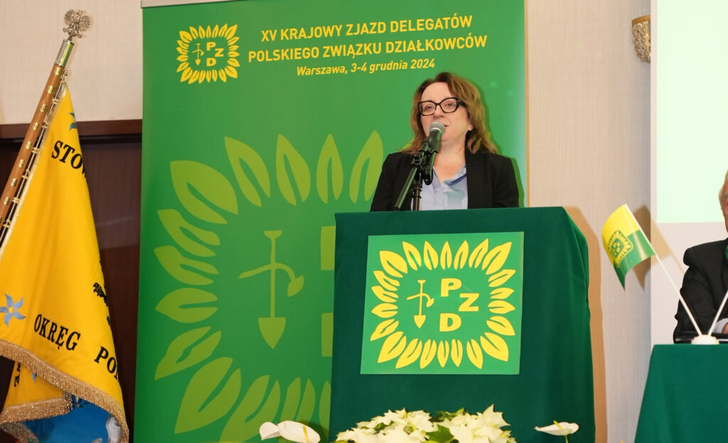 Joanna Kopczyńska Prezes Wód Polskich : Ogrody działkowe wzorem prawidłowego gospodarowania wodą.